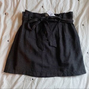 American Eagle Paper Bag Skirt - NWT NEVER WORN!